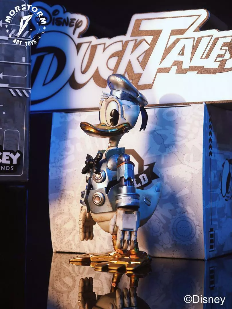 MORSTORM DISNEY MECHANICAL CYBERPUNK DONALD DUCK FIGURE