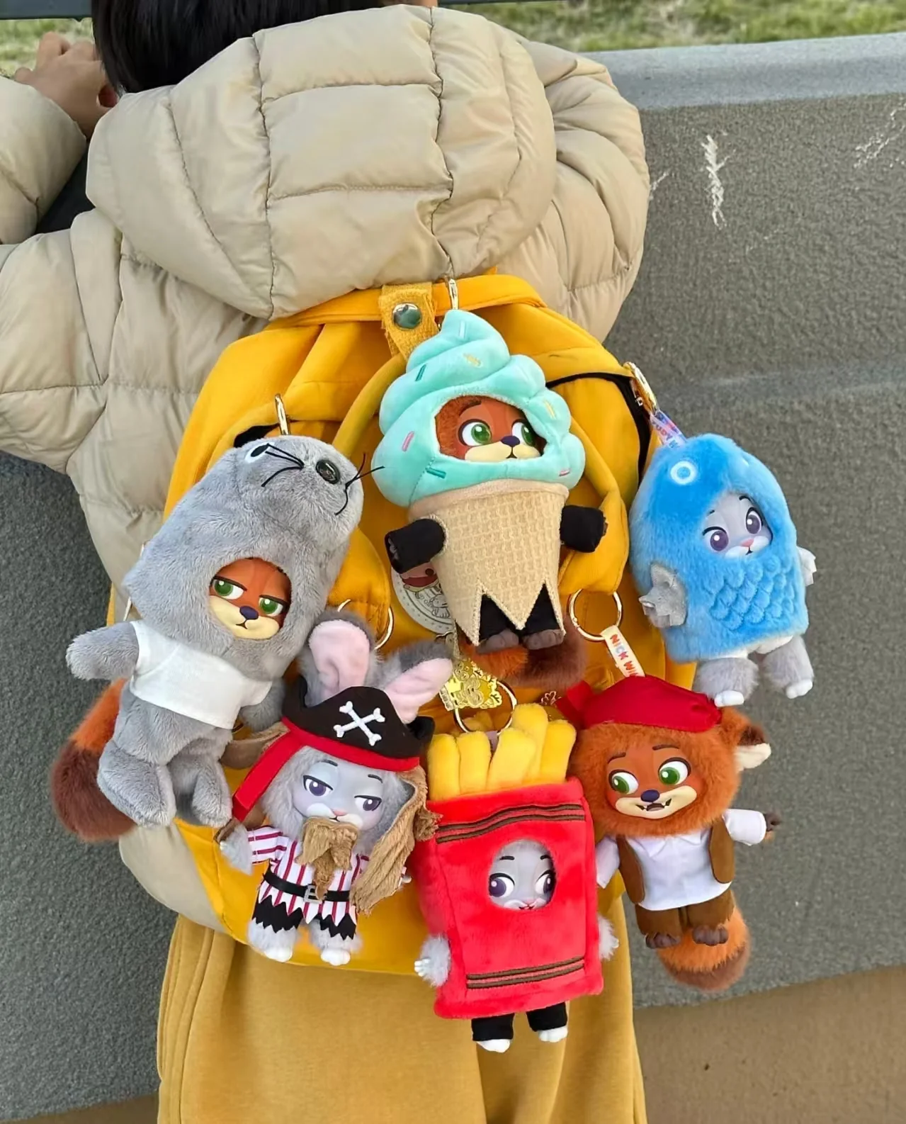 TOP TOY ZOOTOPIA 2 NICK & JUDY - BEST UNDERCOVER KEYCHAIN PLUSH SERIES BLIND BOX - Image 8