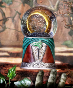 NEMESIS NOW x LORD OF THE RINGS FRODO SNOW GLOBE 17 CM