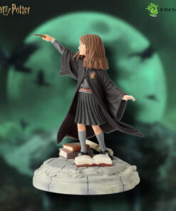 ENESCO x THE WIZARDING WORLD OF HARRY POTTER - HERMIONE QUIDDITCH YEAR TWO FIGURINE - Image 2