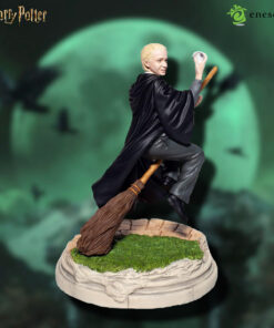 ENESCO x THE WIZARDING WORLD OF HARRY POTTER – DRACO MALFOY QUIDDITCH YEAR TWO FIGURINE - Image 2