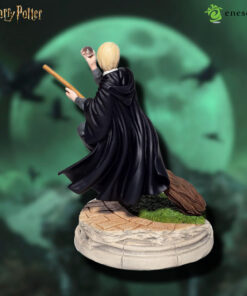 ENESCO x THE WIZARDING WORLD OF HARRY POTTER – DRACO MALFOY QUIDDITCH YEAR TWO FIGURINE - Image 3