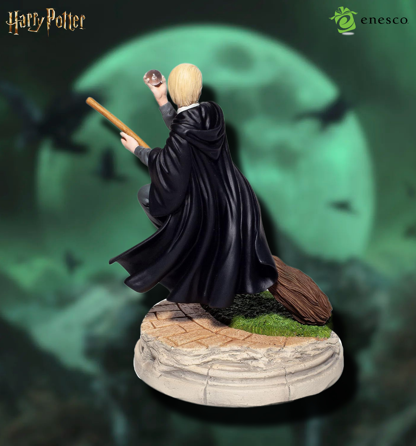 ENESCO x THE WIZARDING WORLD OF HARRY POTTER – DRACO MALFOY QUIDDITCH YEAR TWO FIGURINE - Image 3